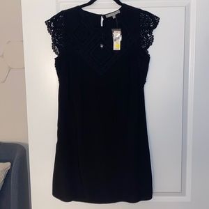 Daniel Rainn dress